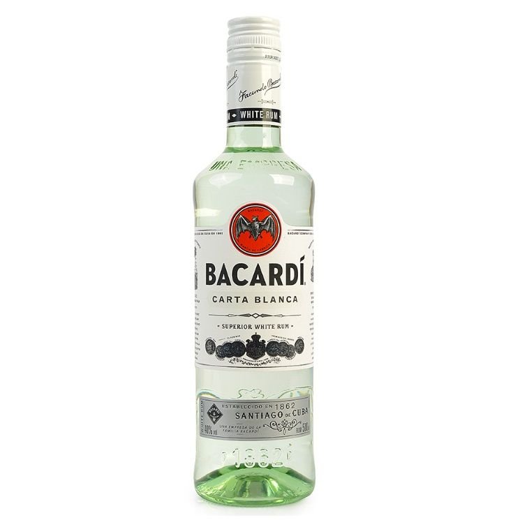 Ром БАКАРДИ КАРТА БЛАНКА 0.5L